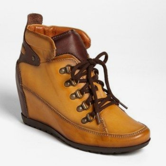 PIKOLINOS Shoes - PIKOLINOS | Amsterdam Wedge | Ankle Boots | Leather Size 39 8.5-9 Comfort